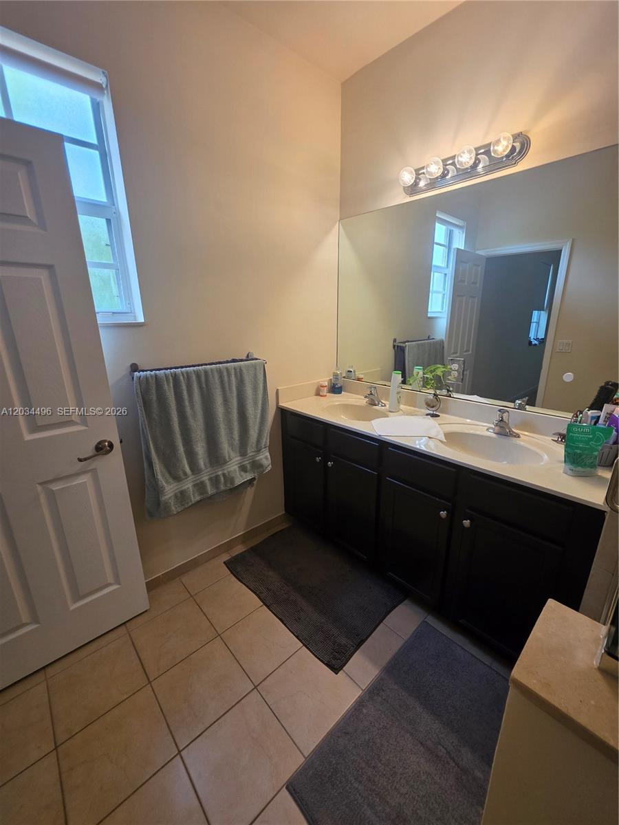9424 Sw 171st Place Property Photo 10