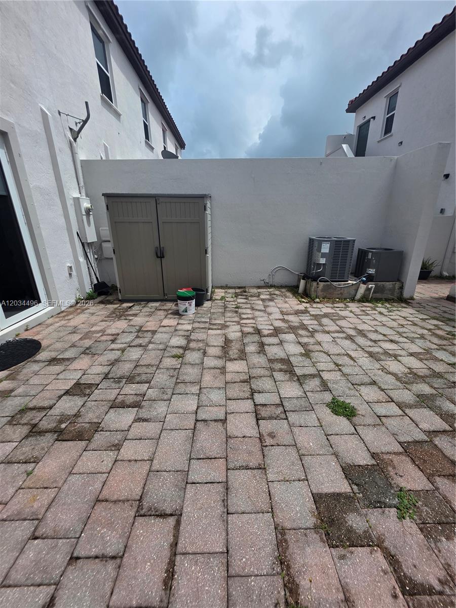 9424 Sw 171st Place Property Photo 31
