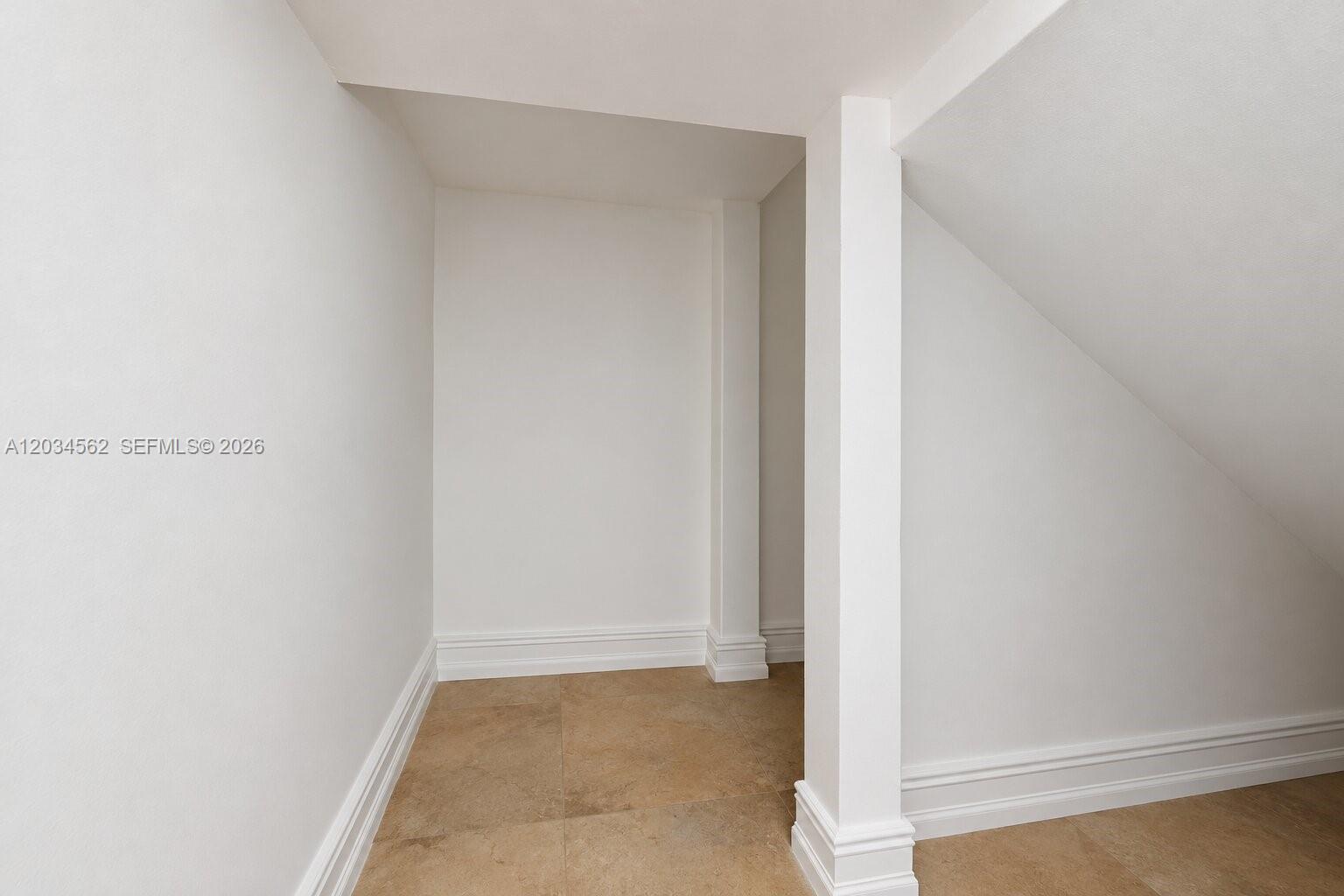 15651 Sw 14th Street Property Photo 9