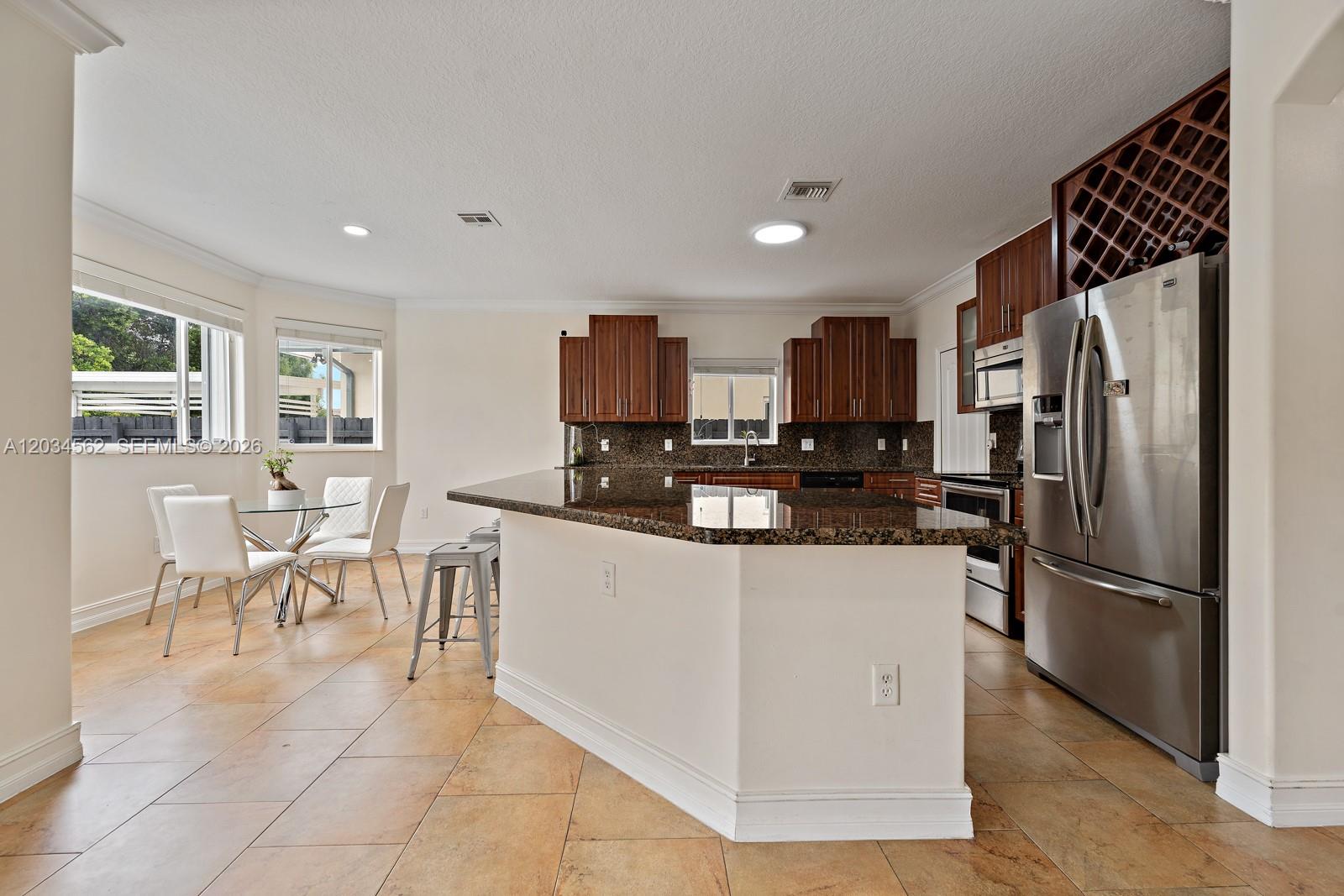 15651 Sw 14th Street Property Photo 18