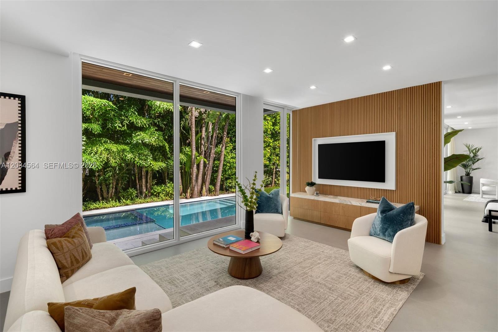 425 Harbor Drive Property Photo 14