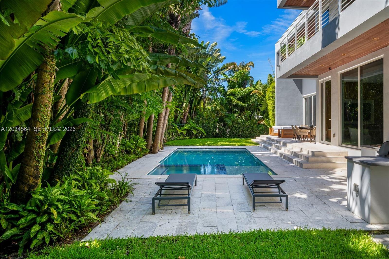 425 Harbor Drive Property Photo 38