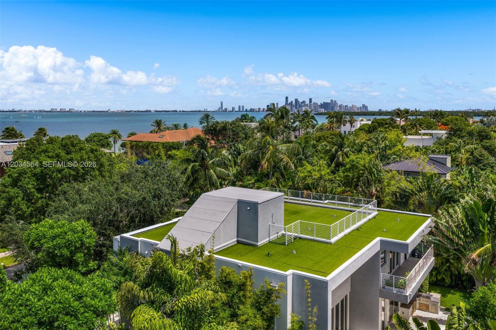 425 Harbor Drive Property Photo 42