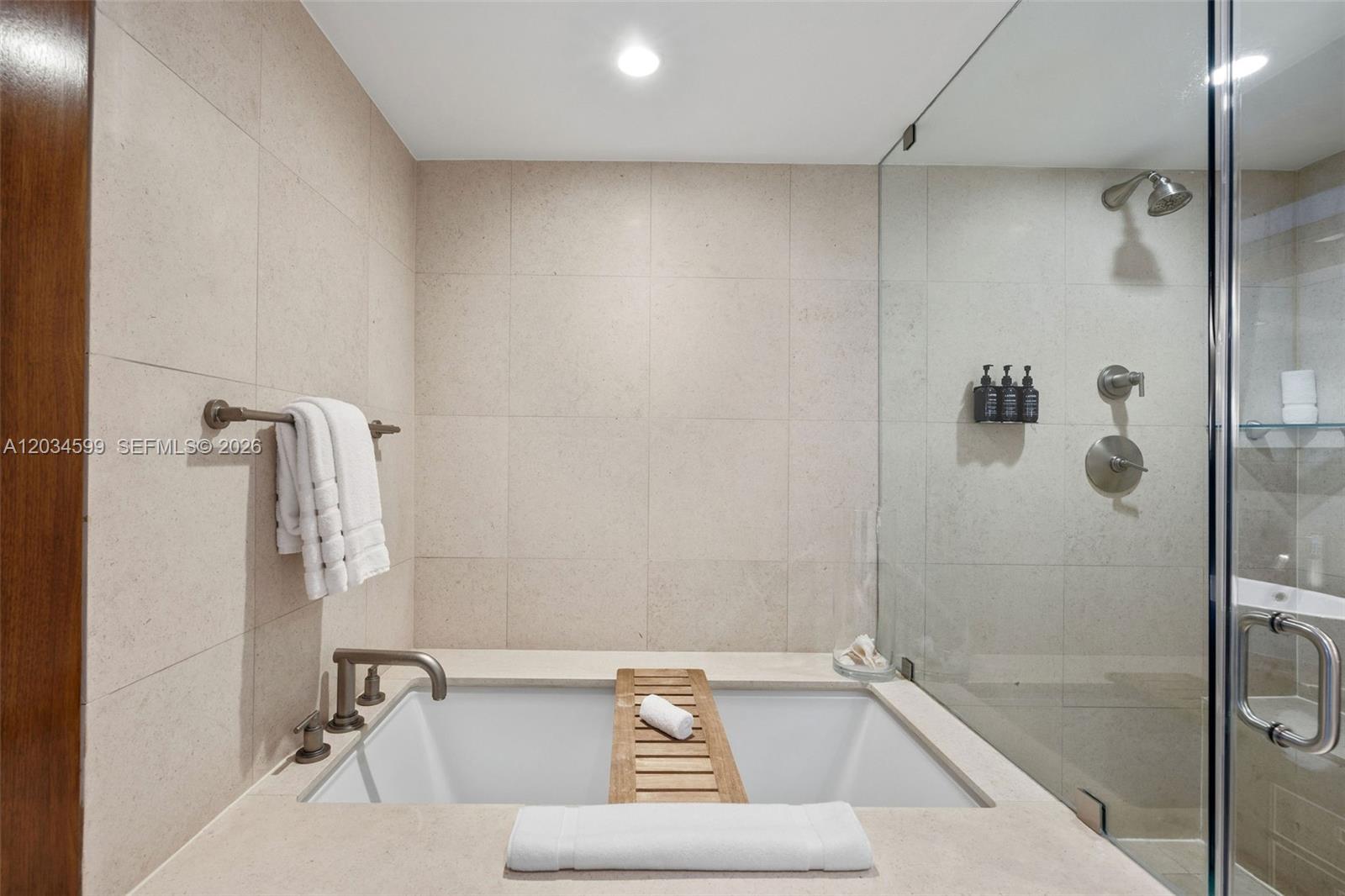 6801 Collins Avenue 1010 Property Photo 7