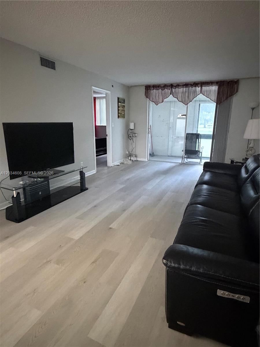 8990 S Hollybrook Boulevard 106 Property Photo 16