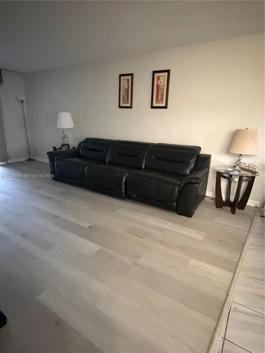 8990 S Hollybrook Boulevard 106 Property Photo 17