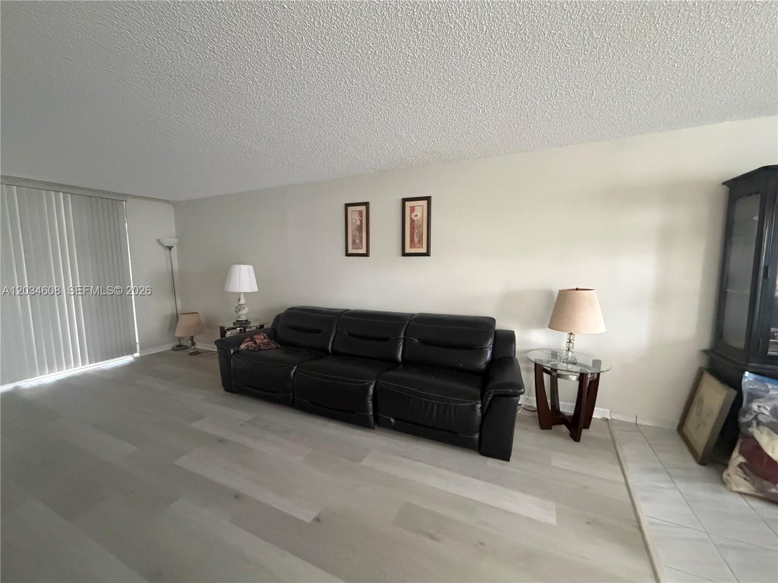 8990 S Hollybrook Boulevard 106 Property Photo 20