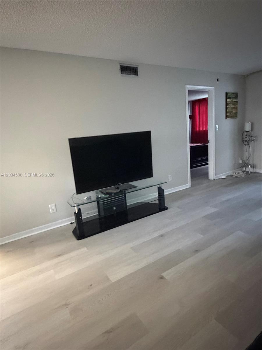 8990 S Hollybrook Boulevard 106 Property Photo 21