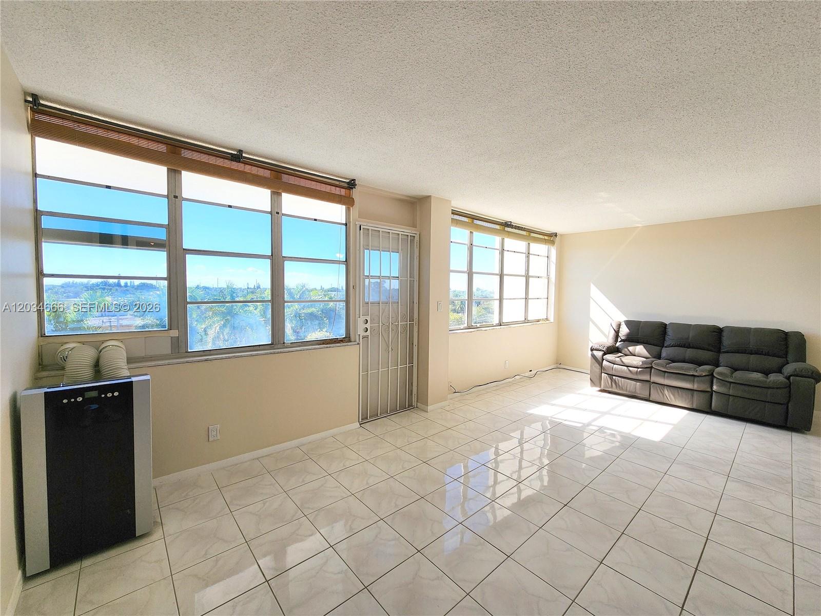 2025 Ne 164th Street 503 Property Photo 11