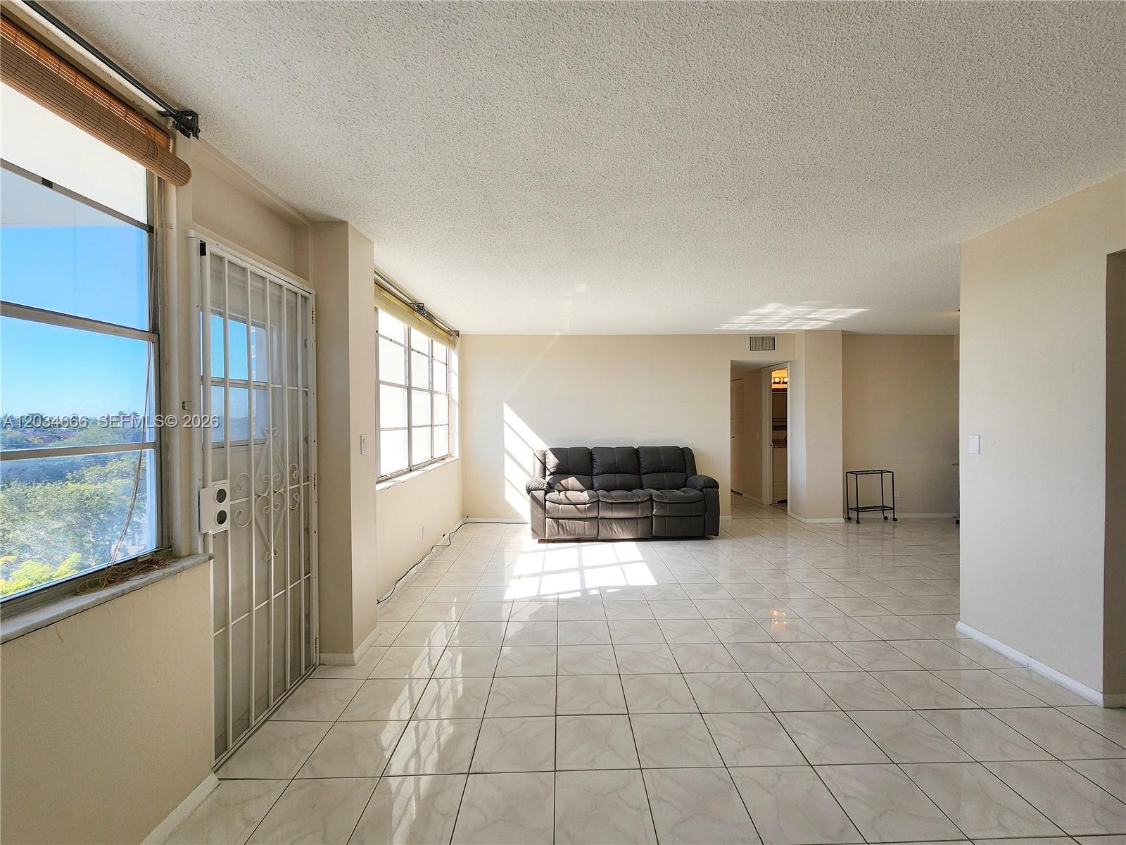 2025 Ne 164th Street 503 Property Photo 12