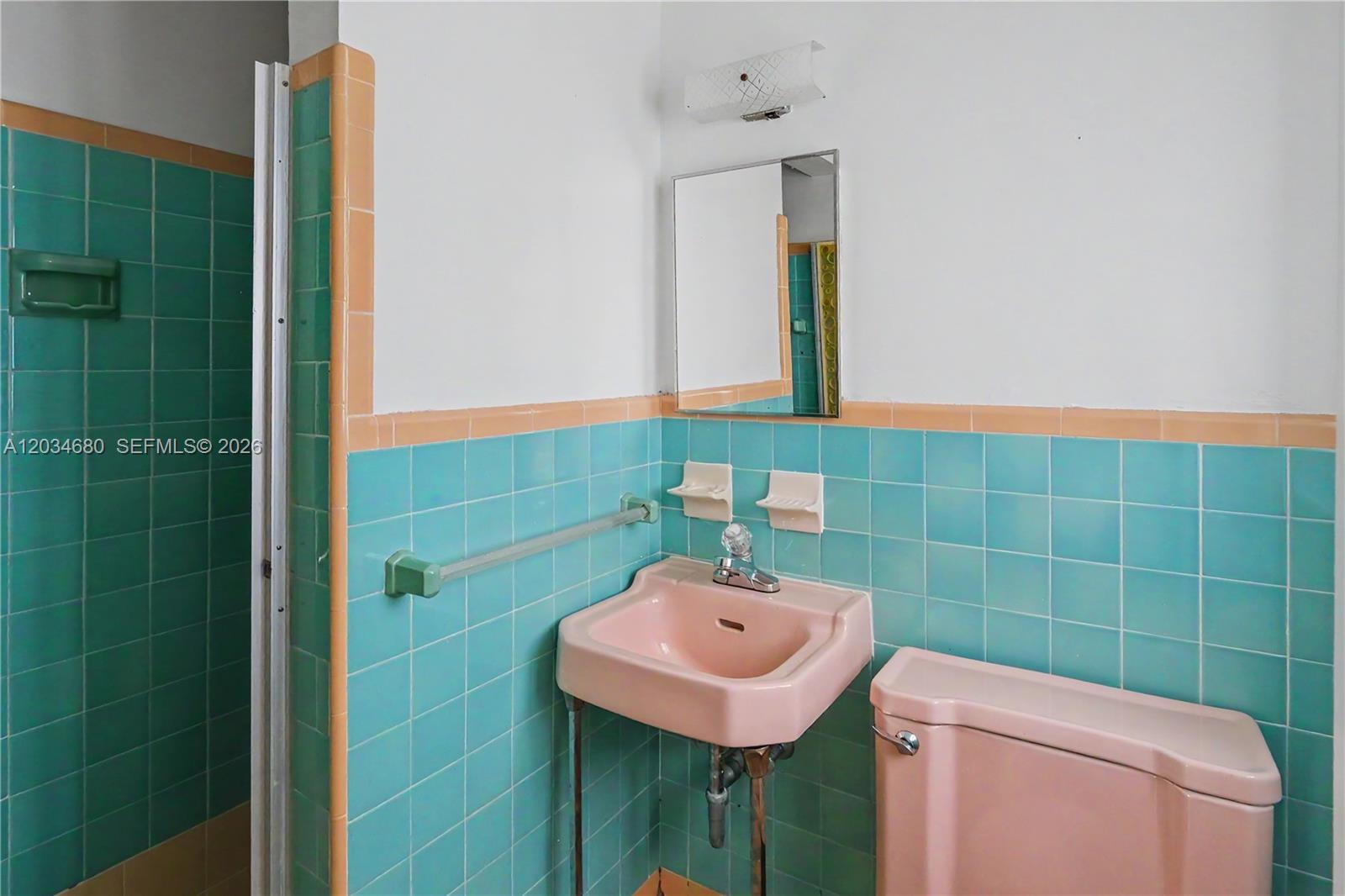 236 Candia Avenue Property Photo 20