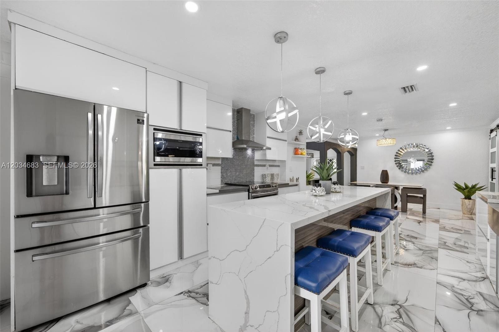12121 Sw 107th Street Property Photo 6