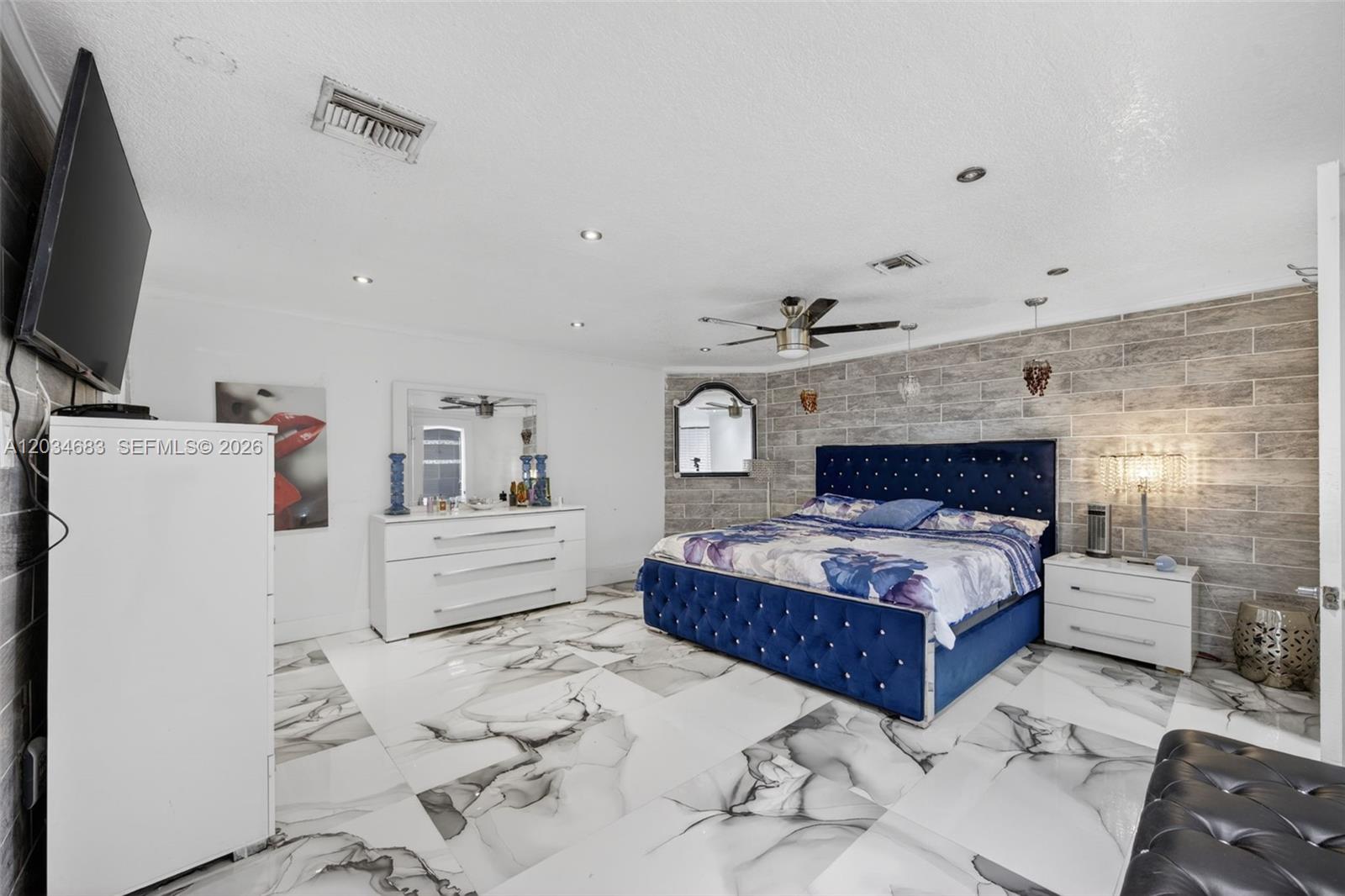 12121 Sw 107th Street Property Photo 18