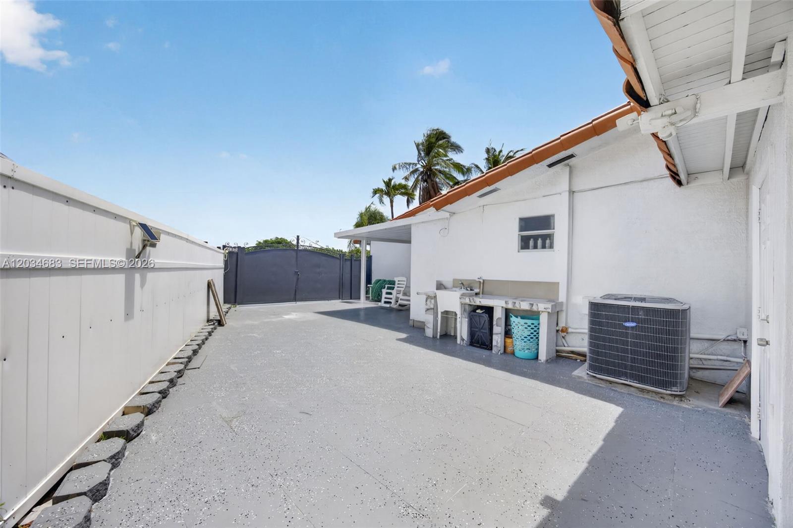 12121 Sw 107th Street Property Photo 41