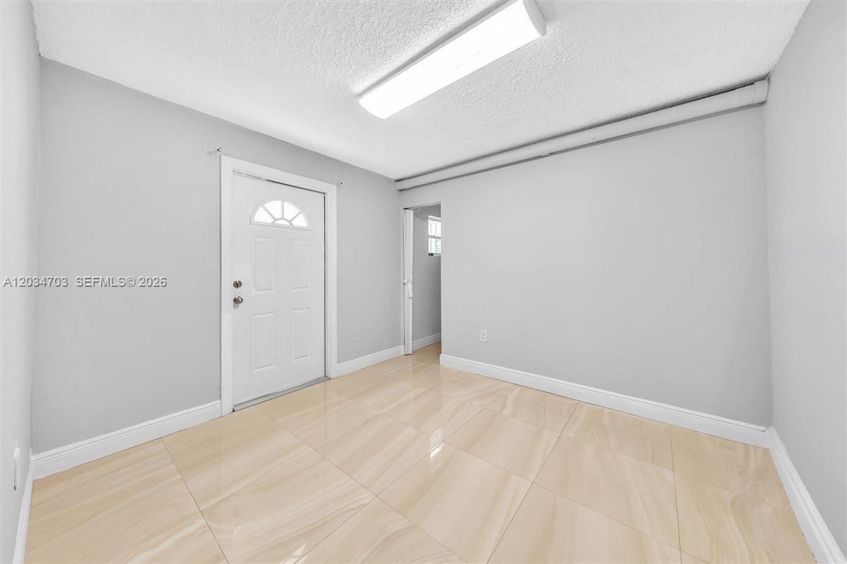 5445 W 27th Lane Property Photo 18
