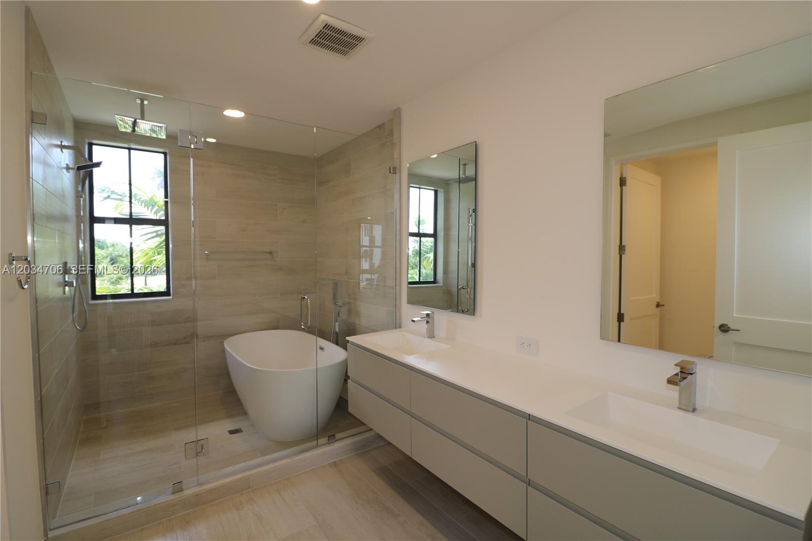 7504 Sw 100th Street Property Photo 15