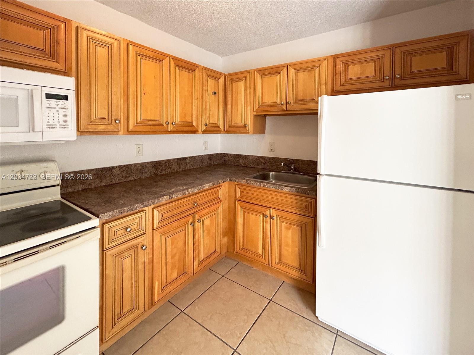 8287 Ne Miami Court 102 Property Photo 1