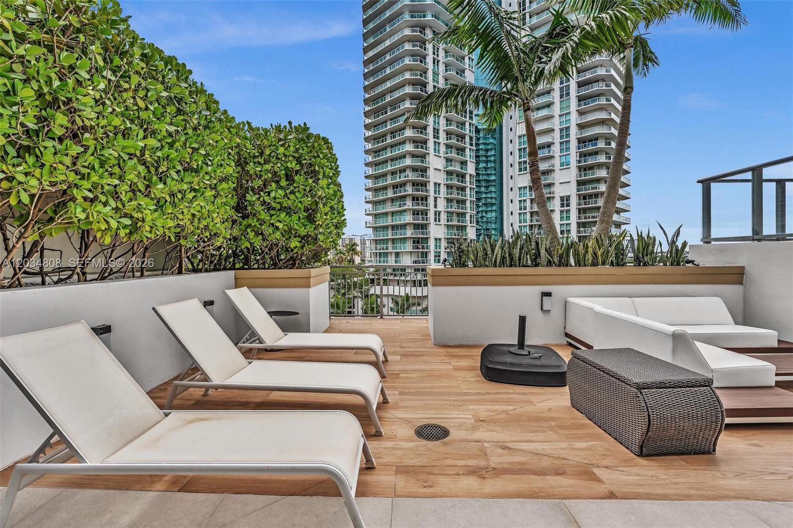 300 Sunny Isles Boulevard 4-502 Property Photo 26