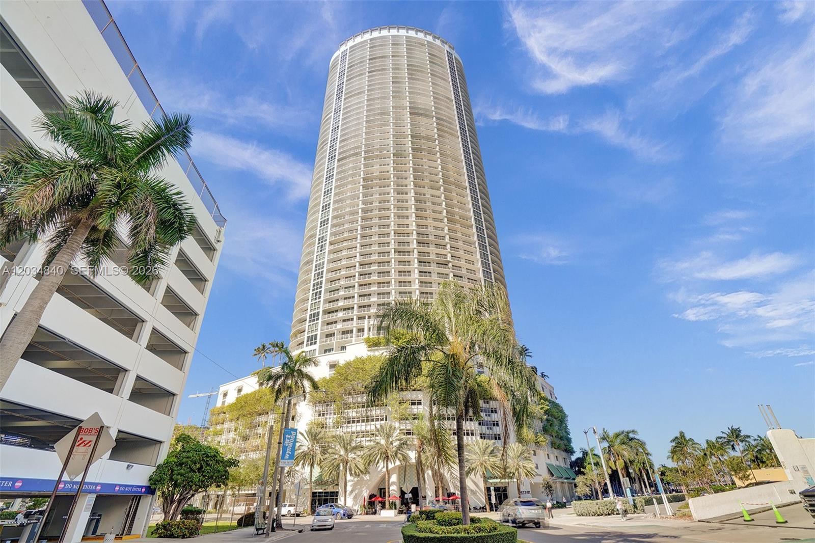1750 N Bayshore Drive 3802 Property Photo 1