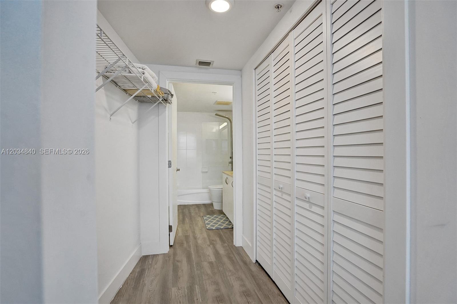 1750 N Bayshore Drive 3802 Property Photo 11