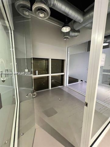 20200 W Dixie Highway 1008 Property Photo 13