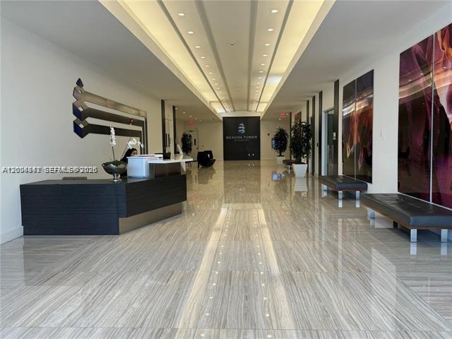 20200 W Dixie Highway 1008 Property Photo 27