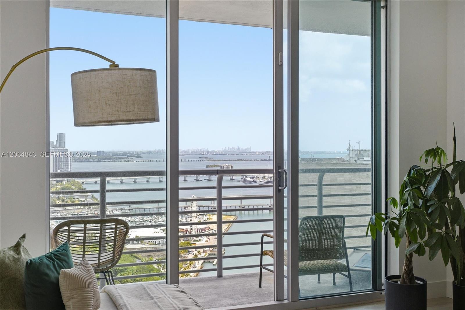 325 S Biscayne Boulevard 4022 Property Photo 16
