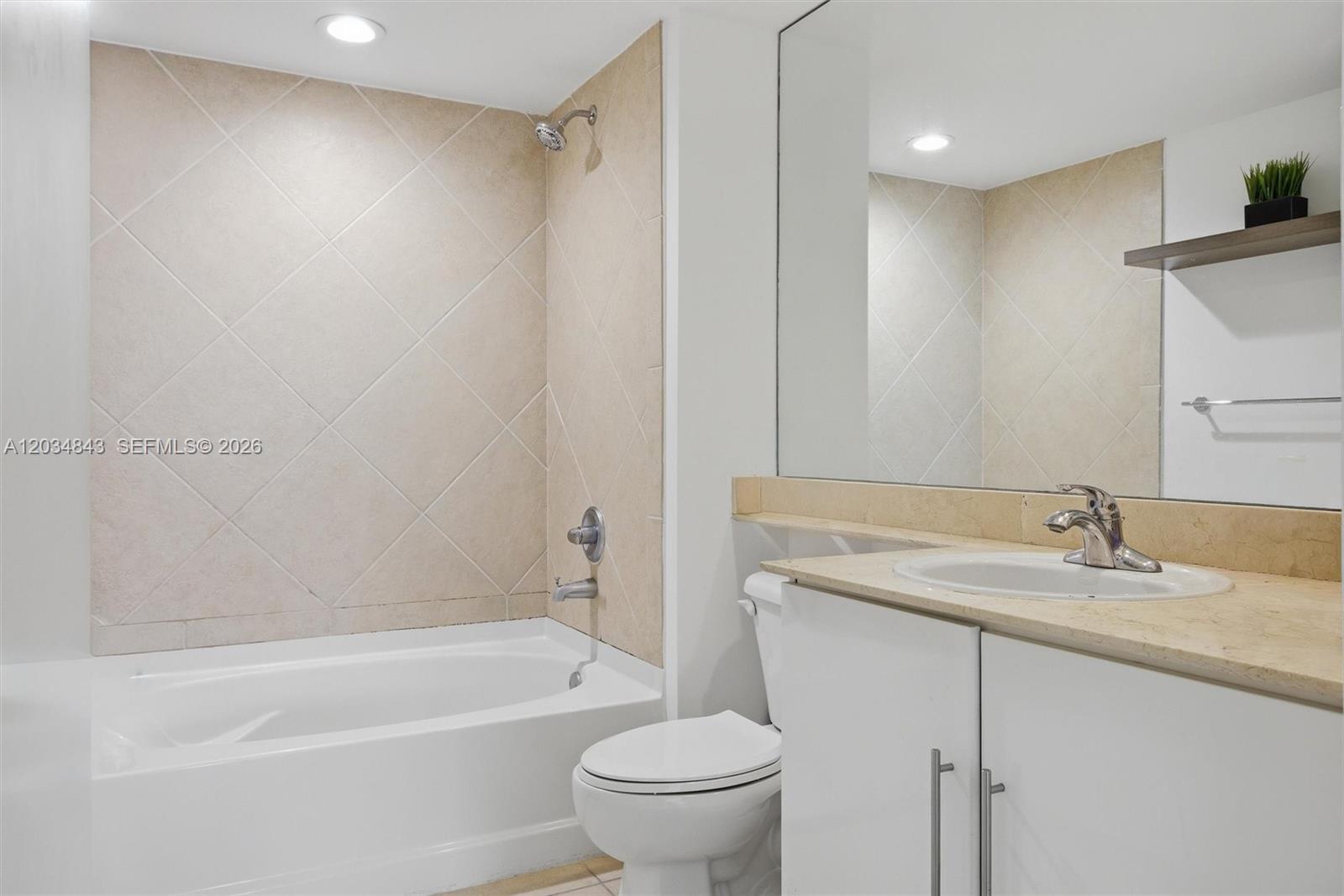 325 S Biscayne Boulevard 4022 Property Photo 24