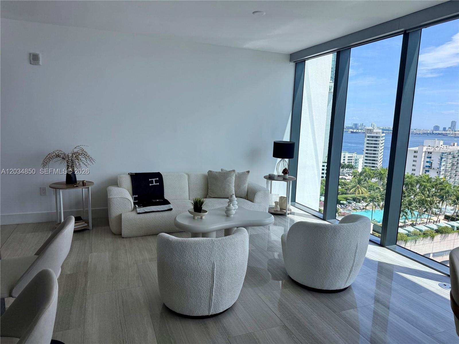 A12034850 Property Photo 3