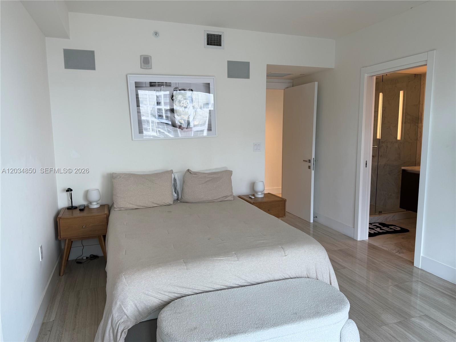 A12034850 Property Photo 9