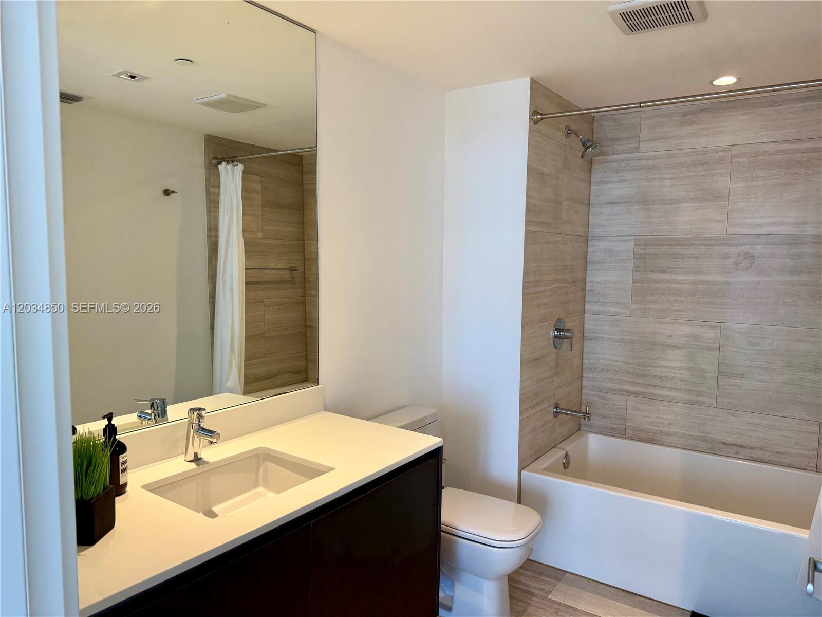 A12034850 Property Photo 18