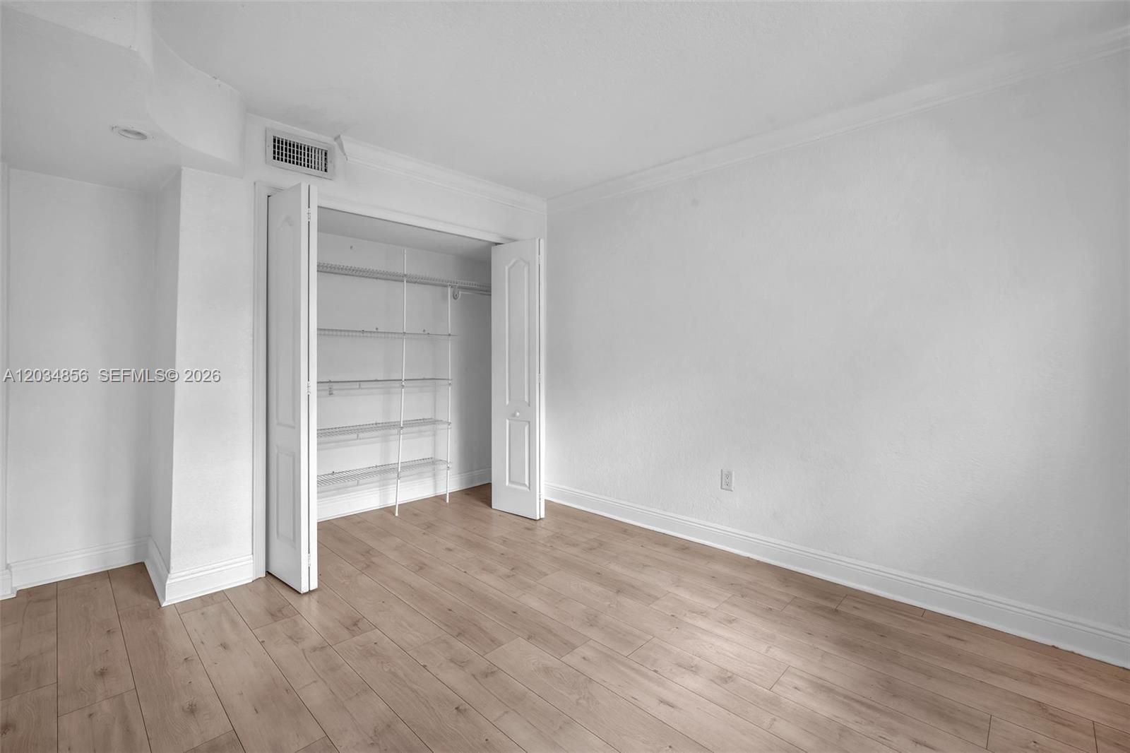 3245 Virginia Street 24 Property Photo 8