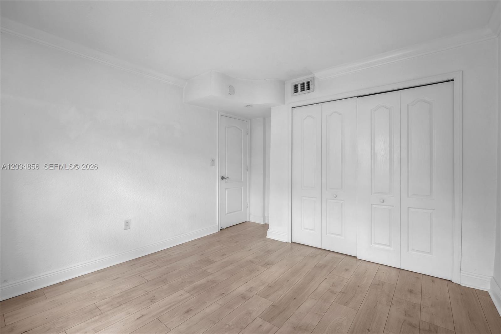 3245 Virginia Street 24 Property Photo 10