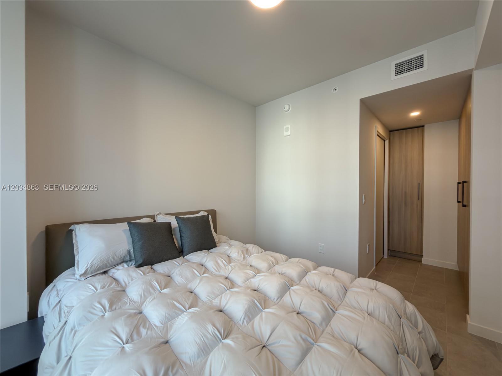 121 Ne 5th Street 2211 Property Photo 13