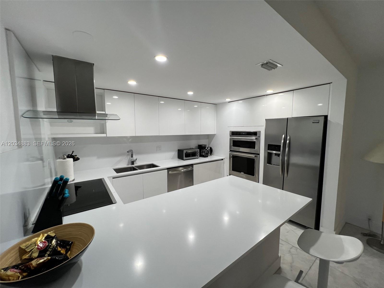 101 Crandon Boulevard 474 Property Photo 6