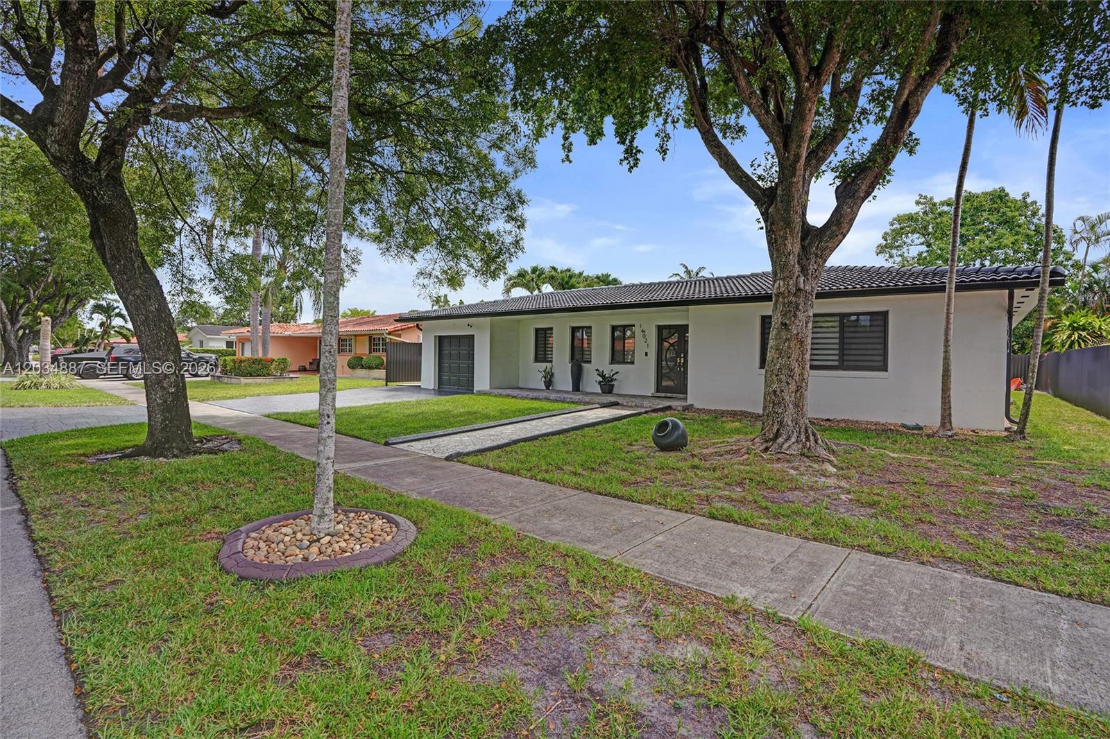 14021 Cypress Court Property Photo 2