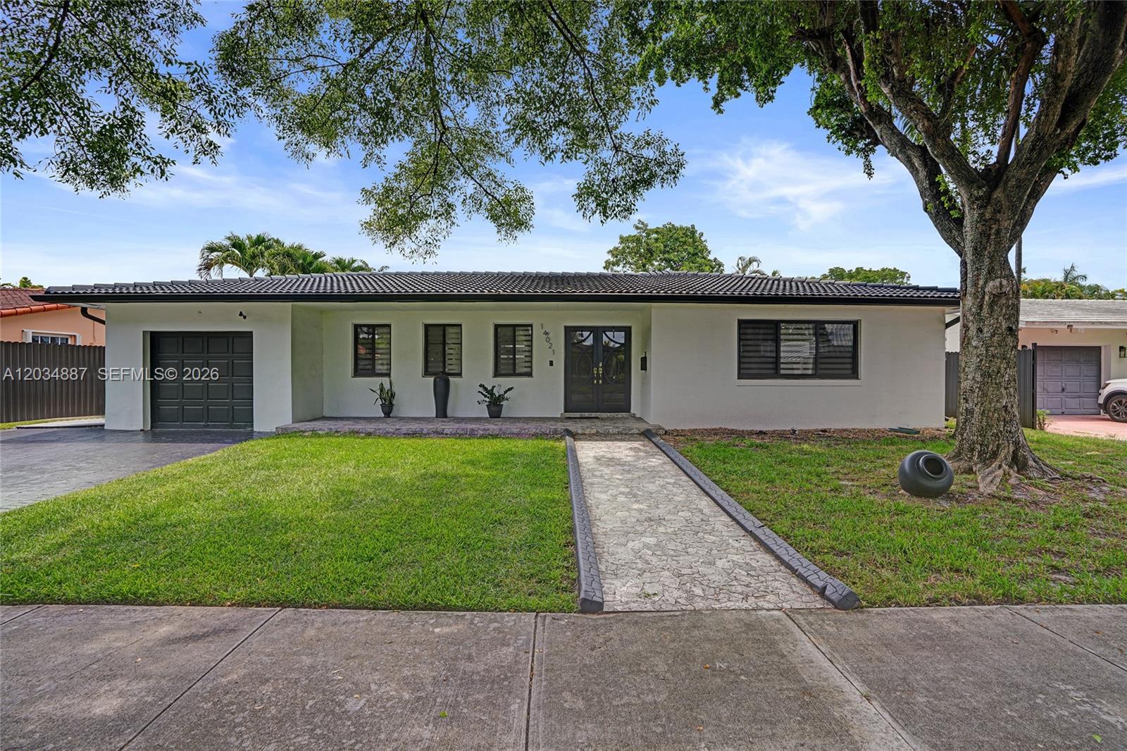 14021 Cypress Court Property Photo 3