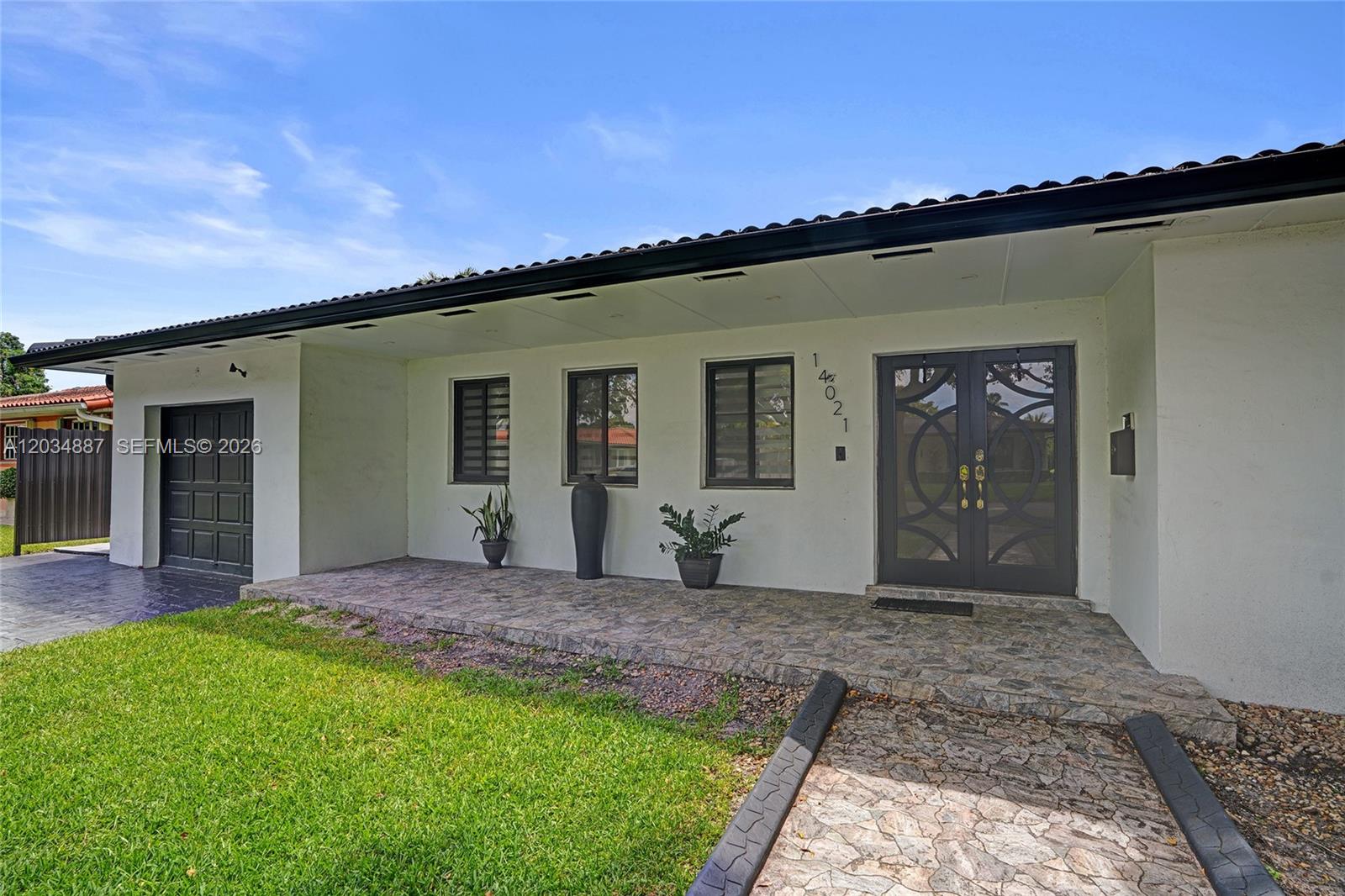 14021 Cypress Court Property Photo 4