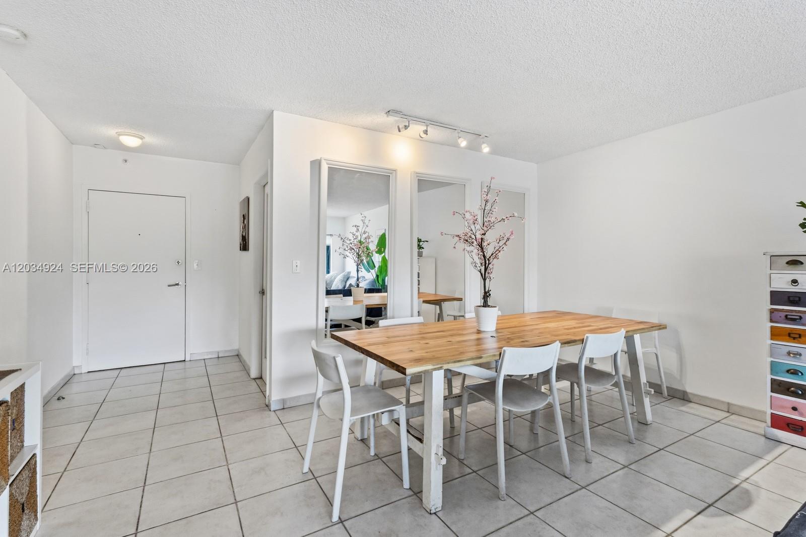575 Crandon Boulevard 413 Property Photo 5
