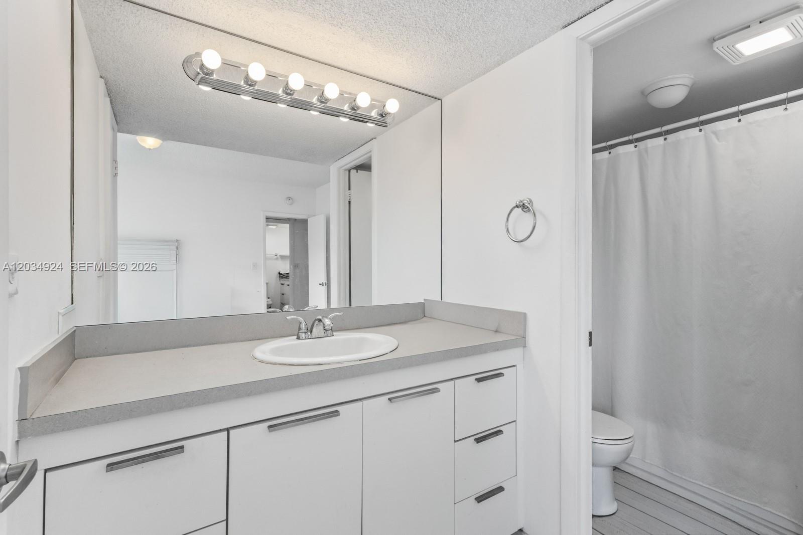 575 Crandon Boulevard 413 Property Photo 16