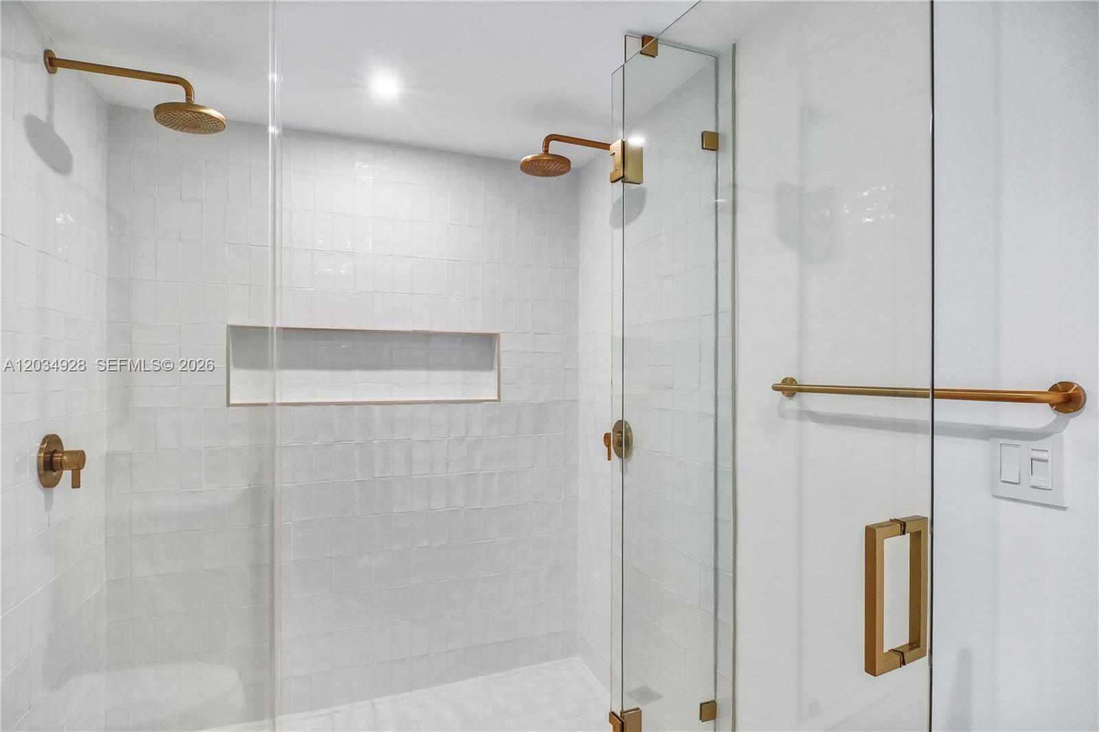 90 Ne 32 520 Property Photo 11