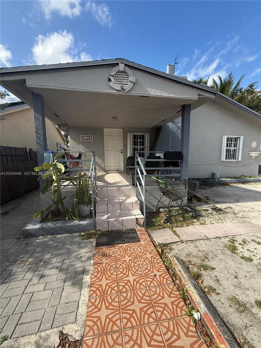 1143 NW 27th Street