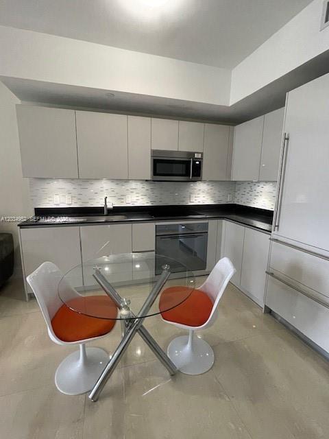 1010 Brickell Avenue 3810 Property Photo 3