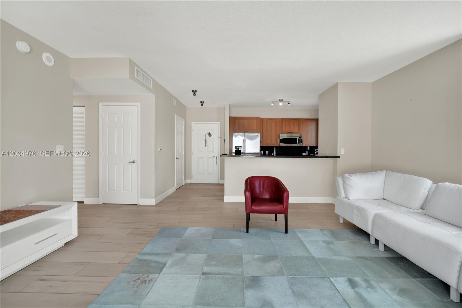 1300 Ponce De Leon Boulevard 901 Property Photo 10