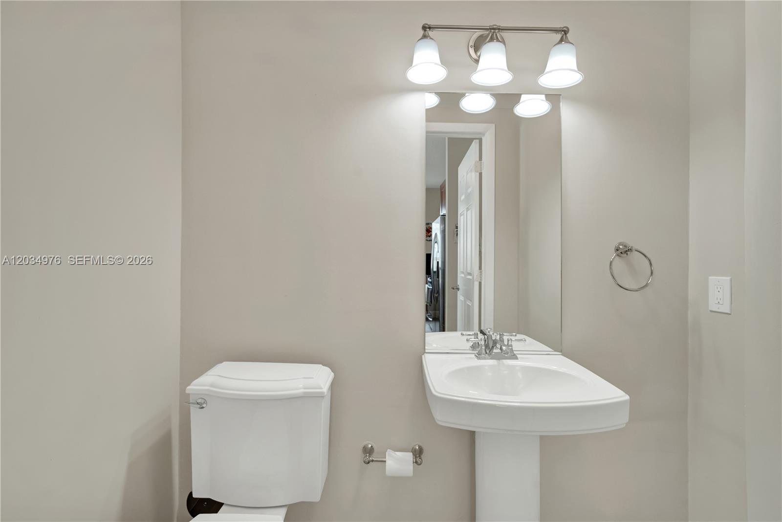 1300 Ponce De Leon Boulevard 901 Property Photo 16