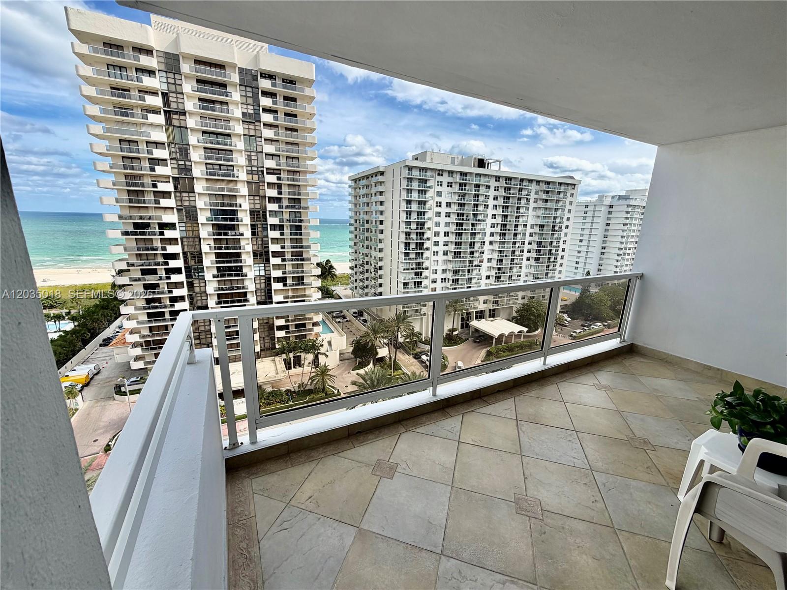 5700 Collins Avenue 14m Property Photo 10