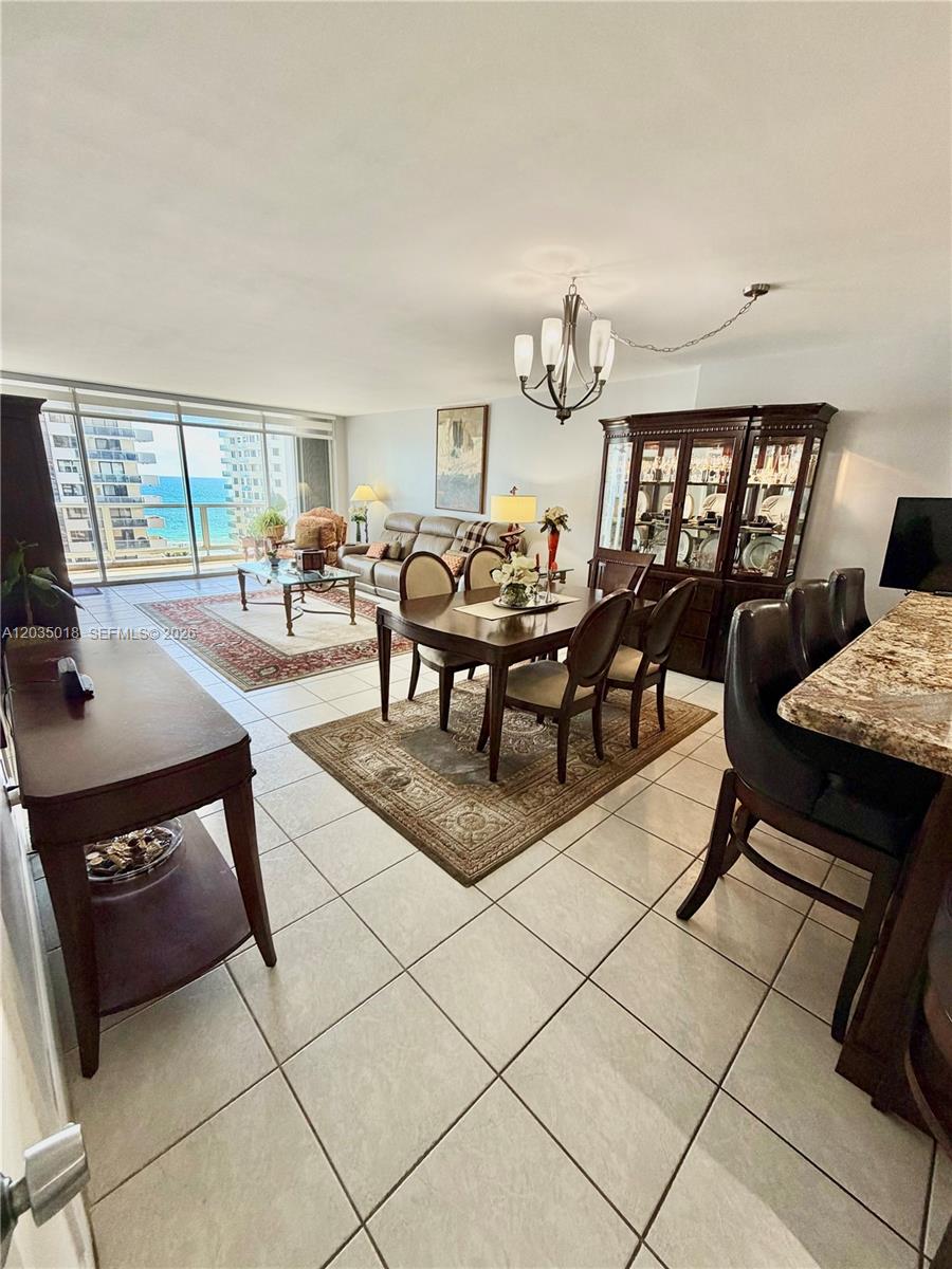 5700 Collins Avenue 14m Property Photo 13