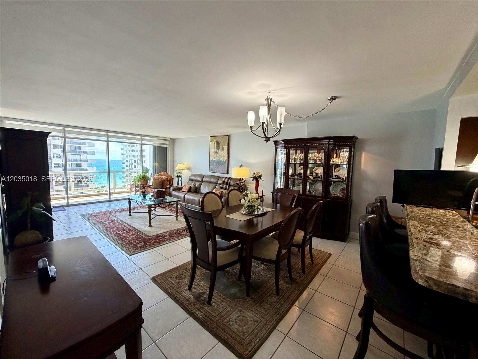 5700 Collins Avenue 14m Property Photo 14