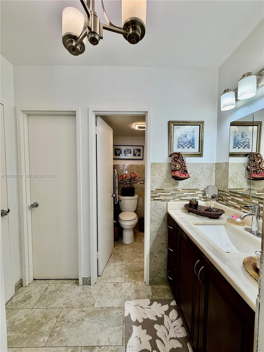 5700 Collins Avenue 14m Property Photo 23