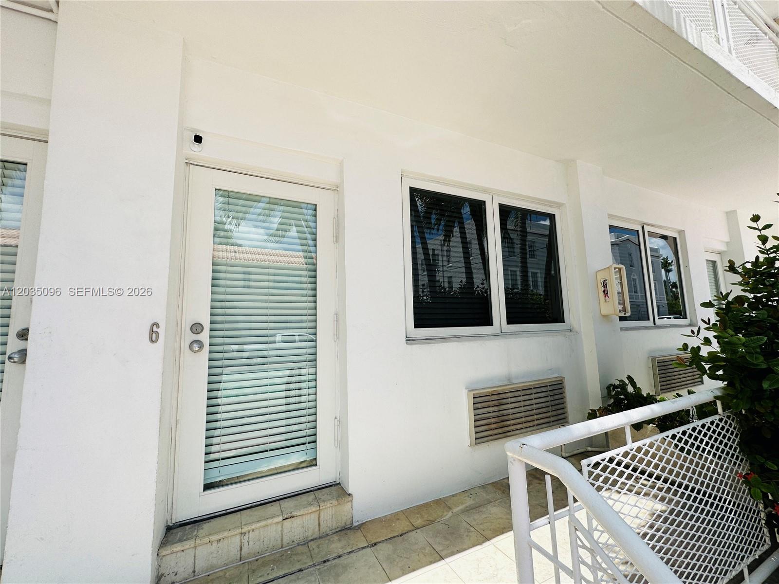 745 13th Street 6 Property Photo 2